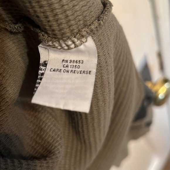 Mark Ecko Cut and Sew XL long sleeve shirt. Camouflage design. - Picture 6 of 7